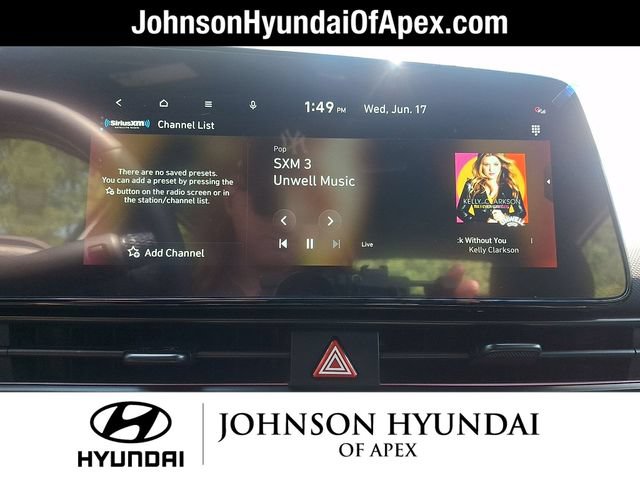 Certified 2025 Hyundai Elantra SEL FWD image 15
