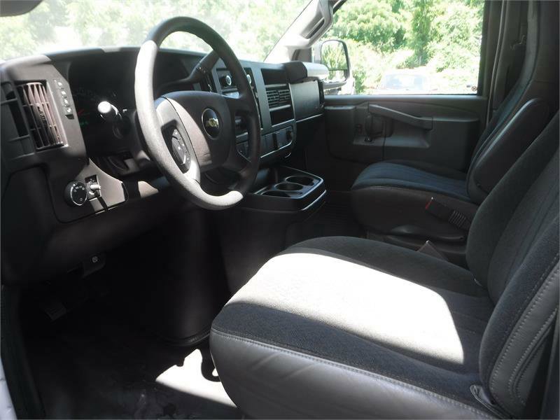 Used 2023 Chevrolet Express 2500 w/ Driver Convenience Package image 6