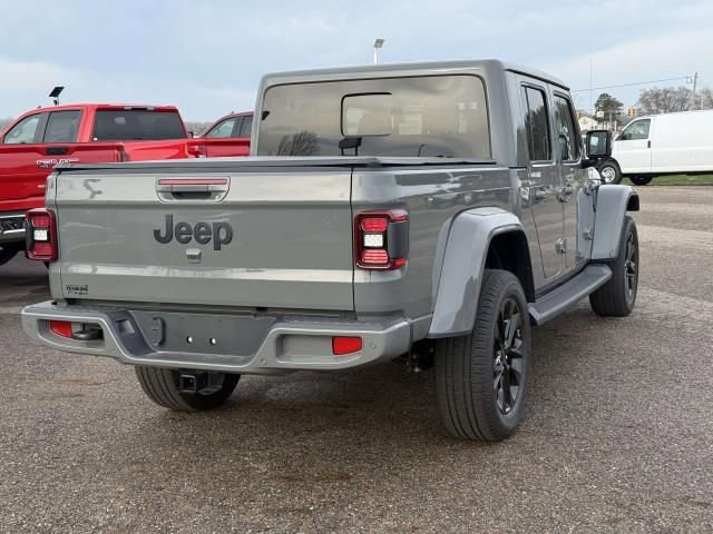 Used 2023 Jeep Gladiator Overland image 5