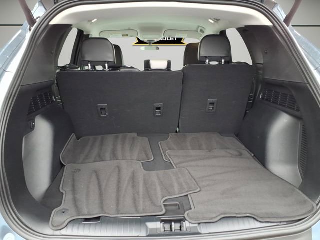 Used 2024 Ford Escape SE w/ Class II Trailer Tow Package image 8