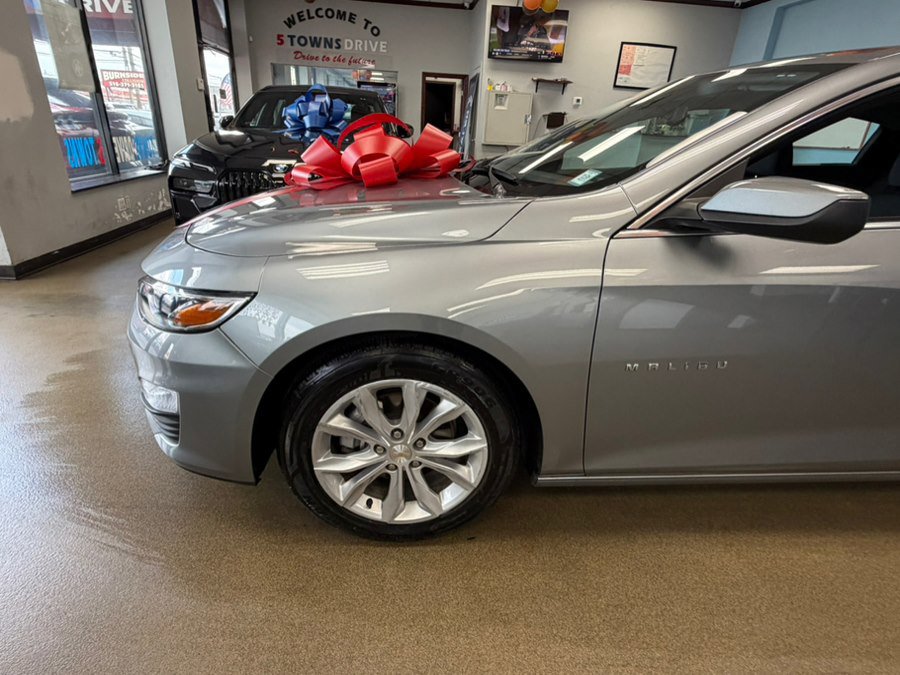 Used 2024 Chevrolet Malibu LT image 4