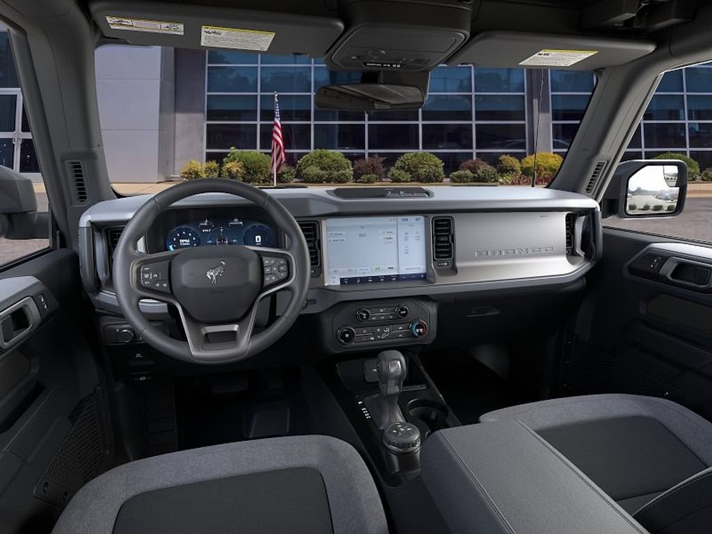 New 2026 Ford Bronco 2-Door AWD/4WD image 9