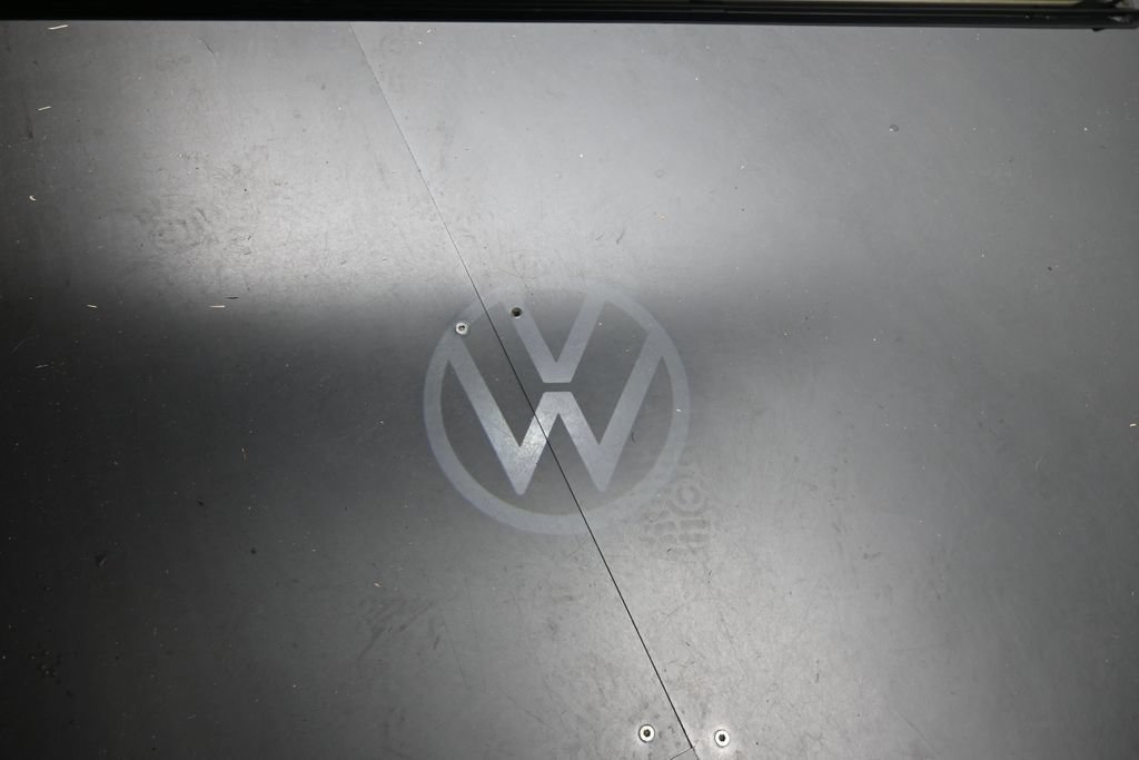 New 2026 Volkswagen Tiguan SE R-Line FWD image 32