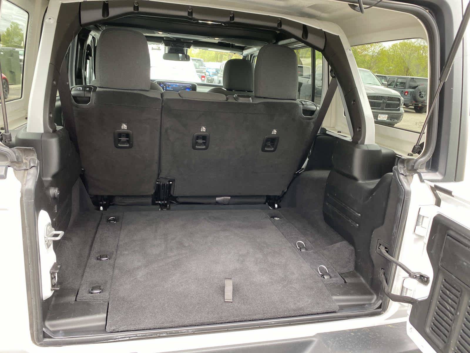 Certified 2025 Jeep Wrangler Unlimited Sport AWD/4WD image 8