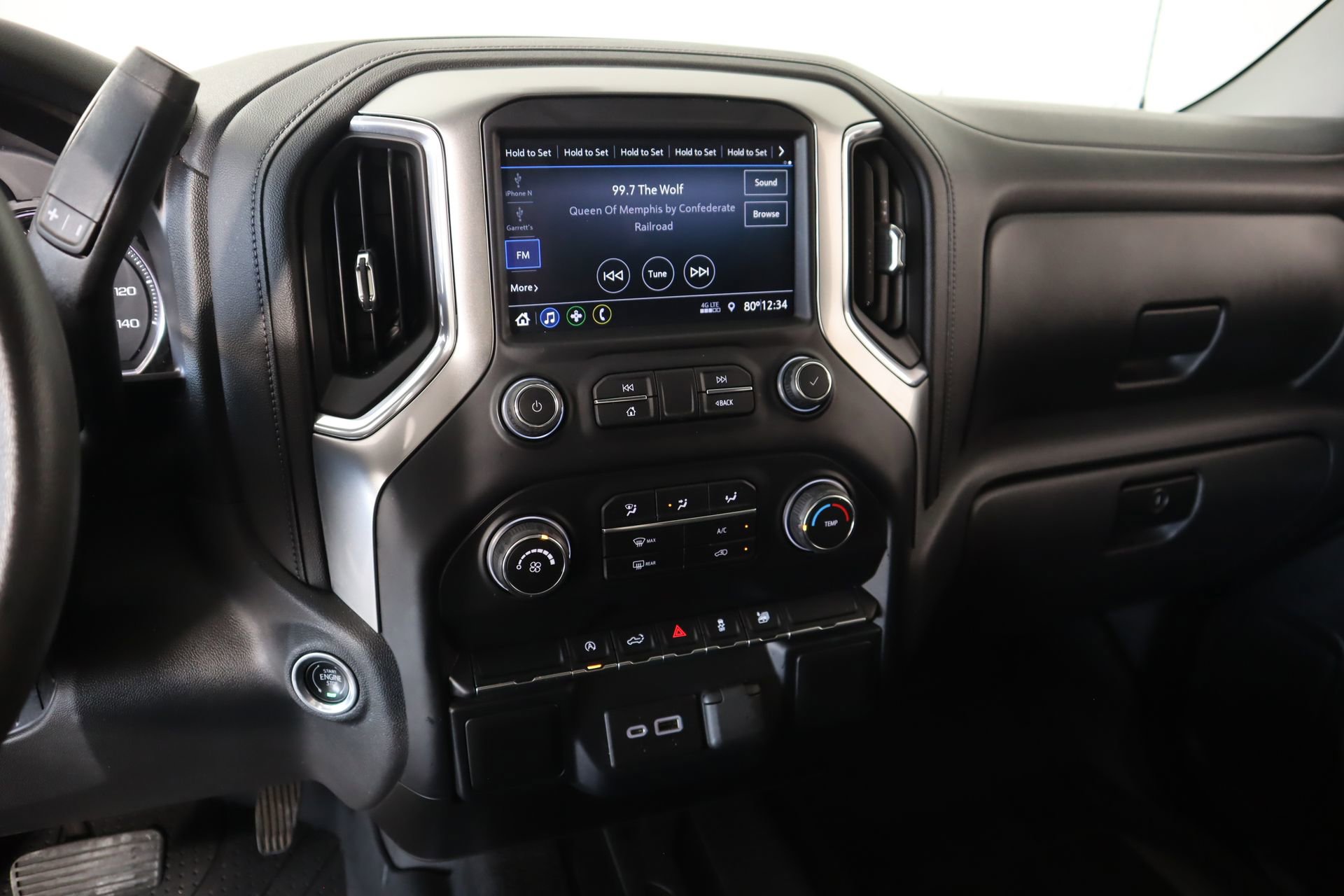Used 2020 Chevrolet Silverado 1500 RST w/ RST Value Package image 5