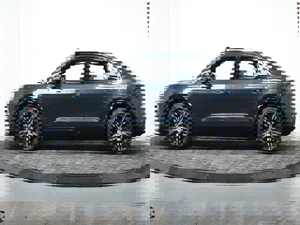 New 2025 Porsche Macan Turbo Electric image 2