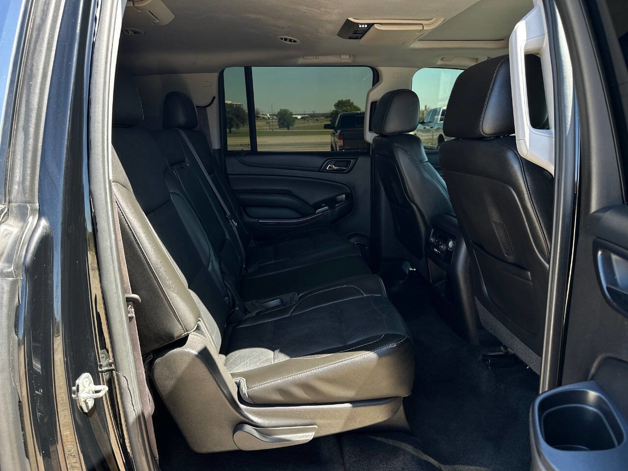 Used 2015 GMC Yukon XL SLT w/ Open Road Package image 30