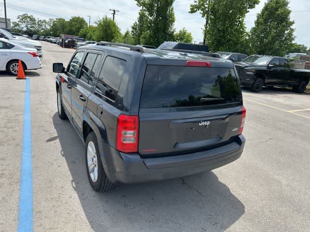 Used 2014 Jeep Patriot Latitude w/ Sun/Sound Group FWD image 15