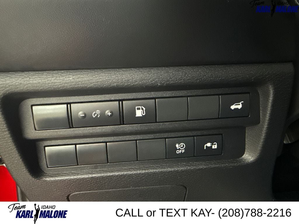 Used 2025 Mitsubishi Outlander SE AWD/4WD image 17