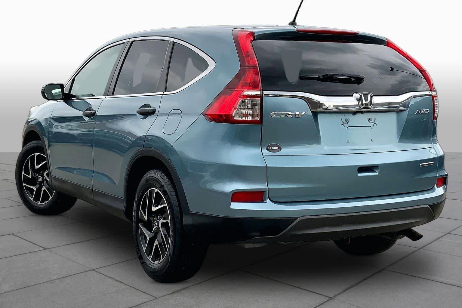 Used 2016 Honda CR-V SE image 12