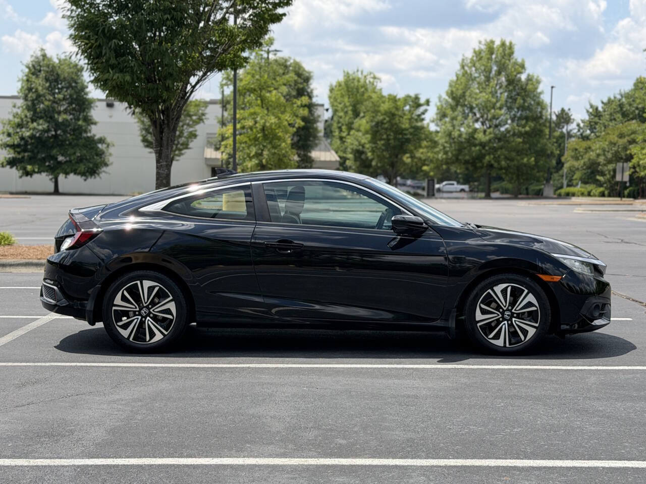 Used 2016 Honda Civic EX-T image 7