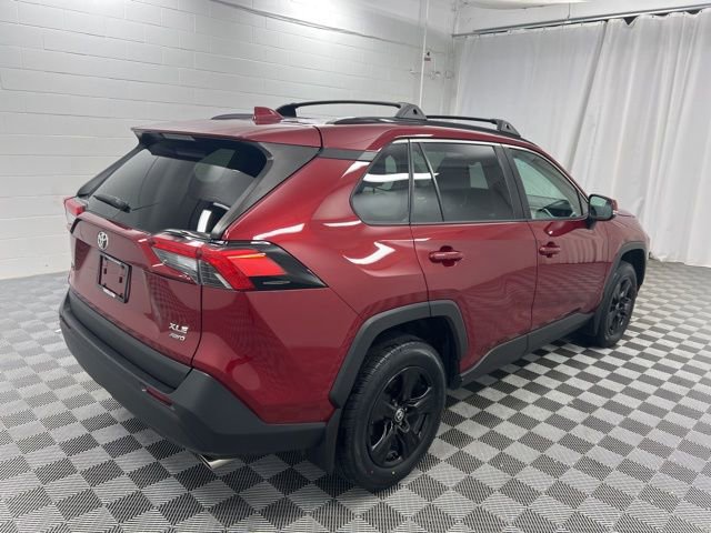 Used 2023 Toyota RAV4 XLE w/ Convenience Package AWD/4WD image 5