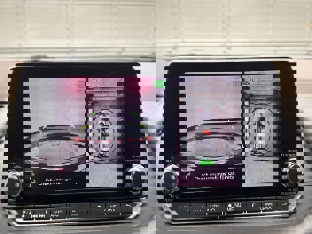 Used 2021 Nissan Rogue SV w/ Premium Package image 15