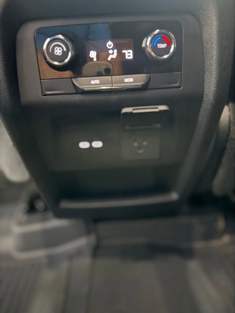 Used 2024 Chevrolet Traverse Z71 w/ LPO, Floor Liner Package image 16