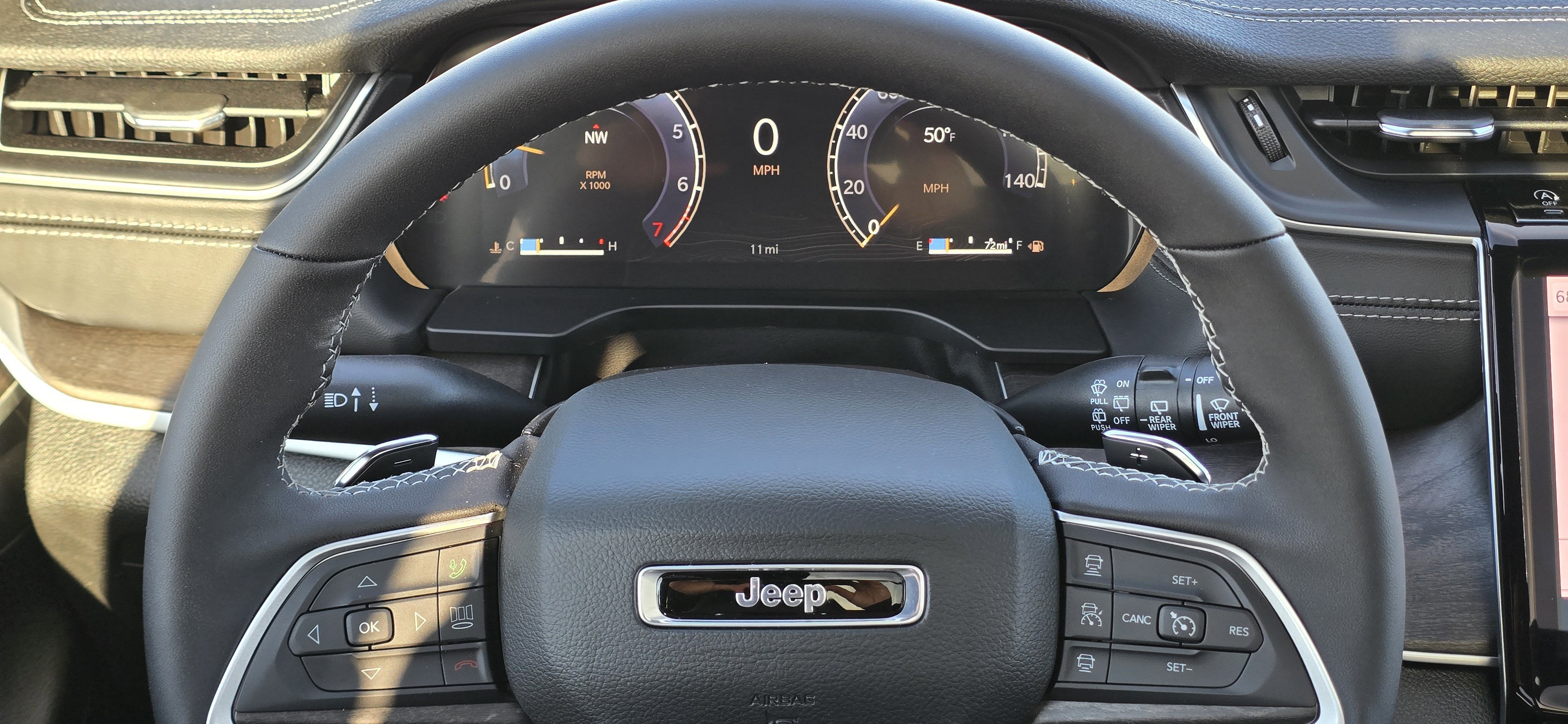 New 2025 Jeep Grand Cherokee Limited image 6