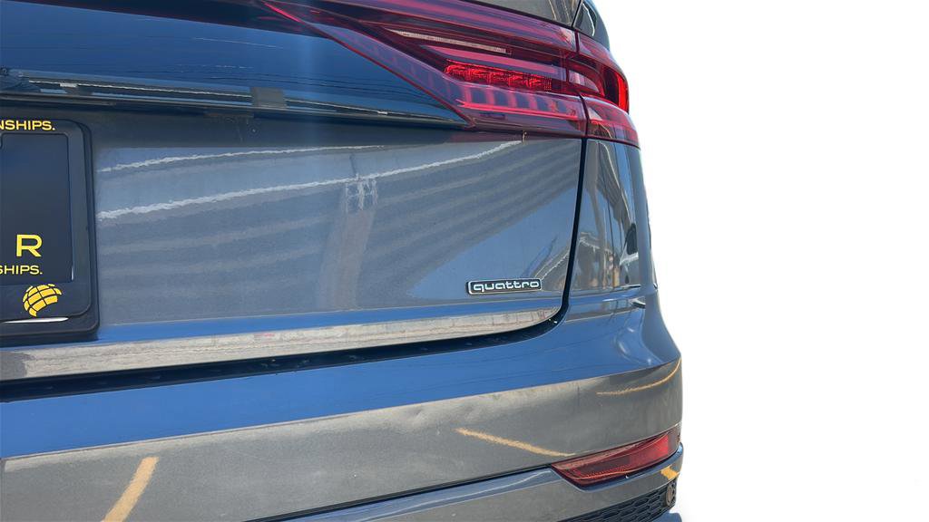 Used 2019 Audi Q8 Premium Plus w/ Premium Plus image 34