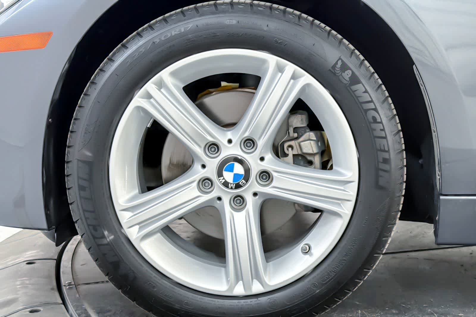 Used 2014 BMW 328i xDrive Sedan AWD/4WD image 25