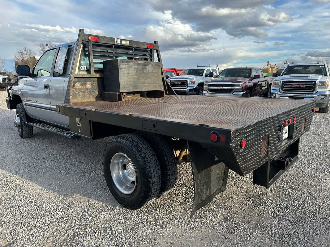 Used 1999 Dodge Ram 3500 Truck SLT image 7