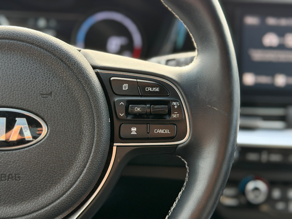 Used 2021 Kia Niro EX w/ Cold Weather Package image 10