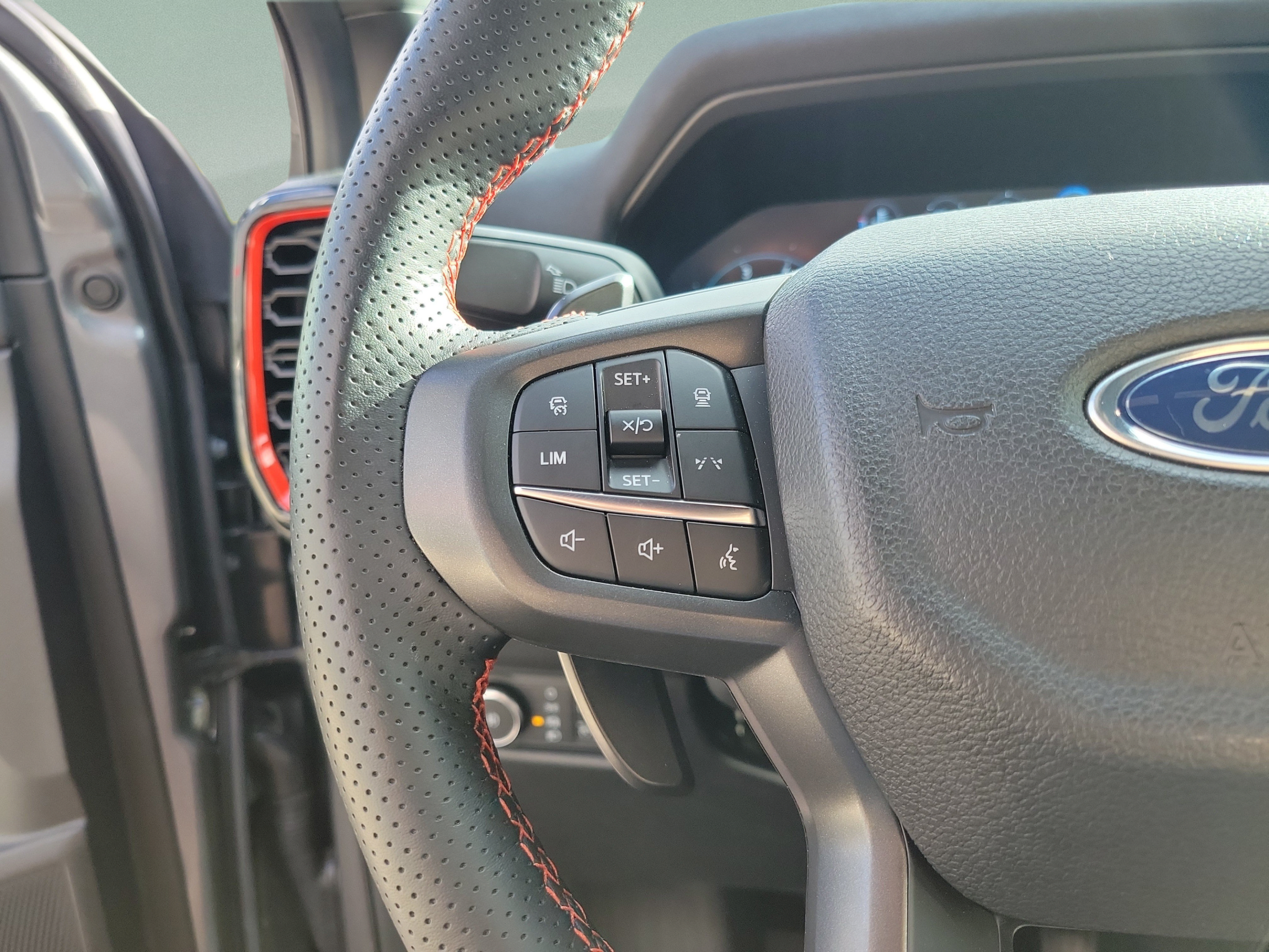 Used 2025 Ford Ranger Raptor AWD/4WD image 13