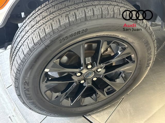 Used 2024 Jeep Wrangler Unlimited Sahara image 6