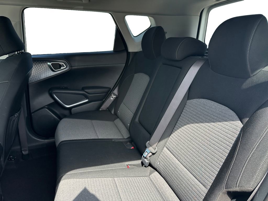 Used 2024 Kia Soul EX image 10
