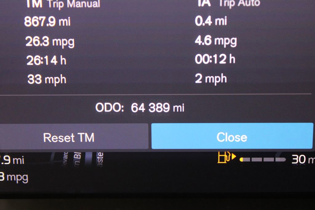 Used 2023 Volvo XC60 B5 Ultimate image 11