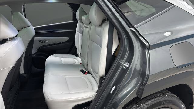 Used 2024 Hyundai Tucson Limited image 23