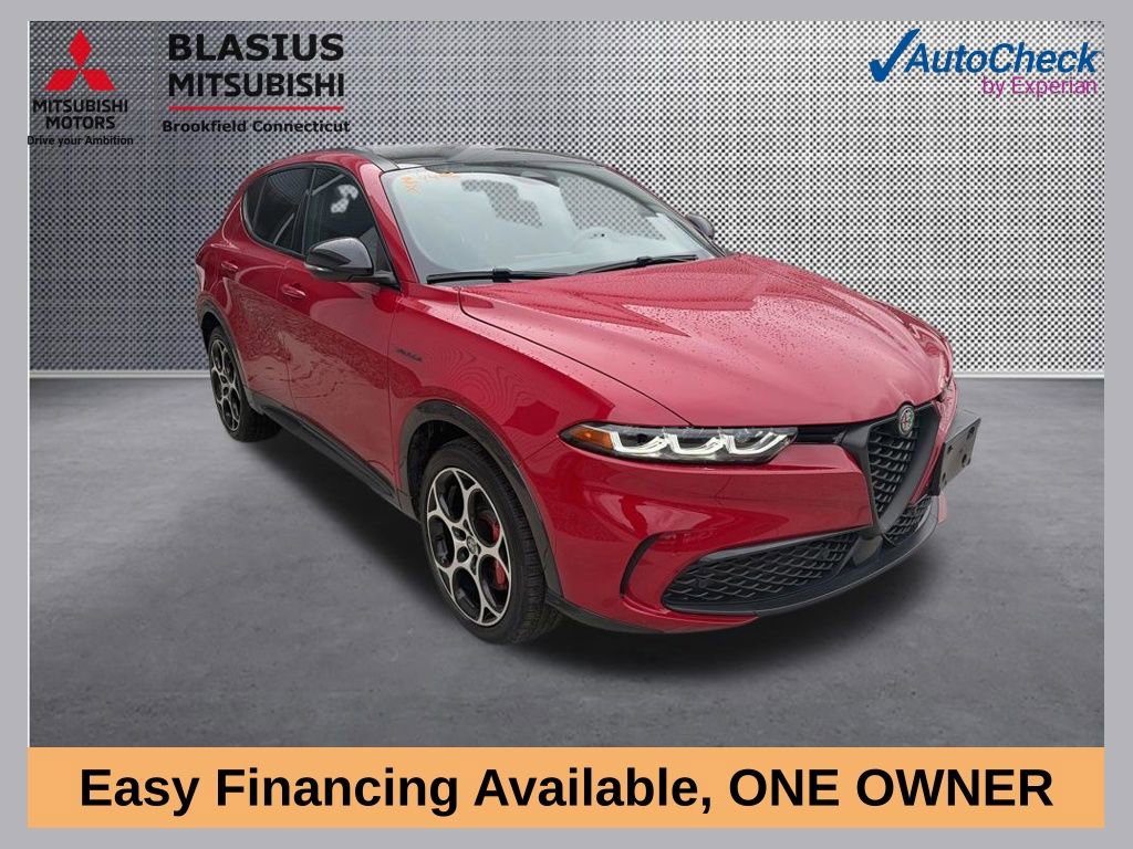 Used 2024 Alfa Romeo Tonale Veloce AWD/4WD image 1