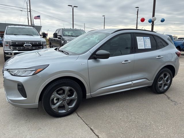 Used 2024 Ford Escape ST-Line w/ Tech Pack #1 image 3