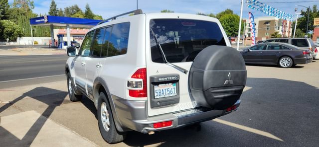 Used 2002 Mitsubishi Montero Limited AWD/4WD image 4