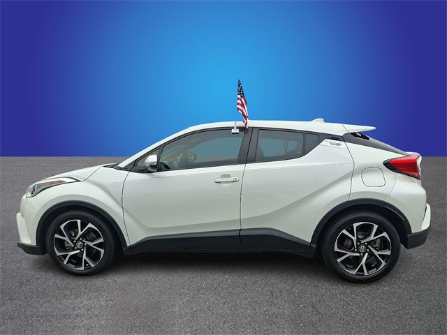 Used 2018 Toyota C-HR XLE image 7
