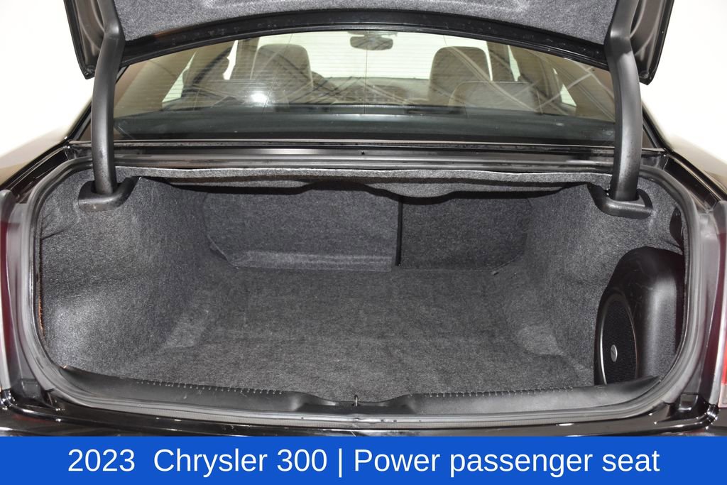 Used 2023 Chrysler 300 S image 30