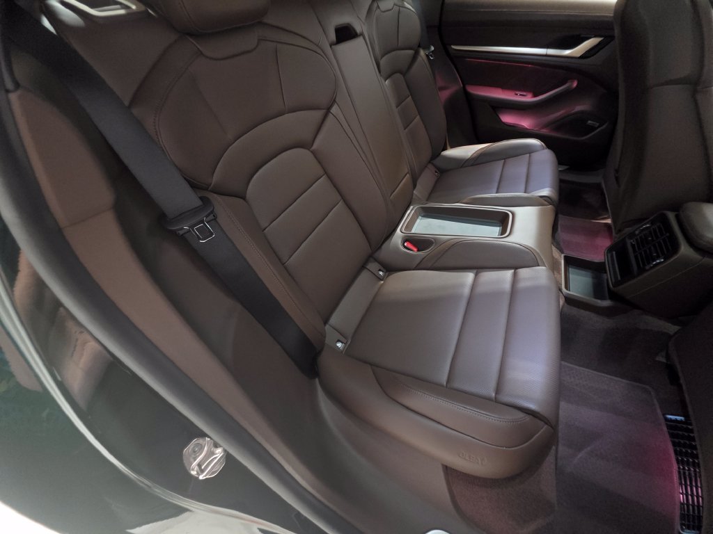 New 2026 Porsche Taycan AWD/4WD image 13