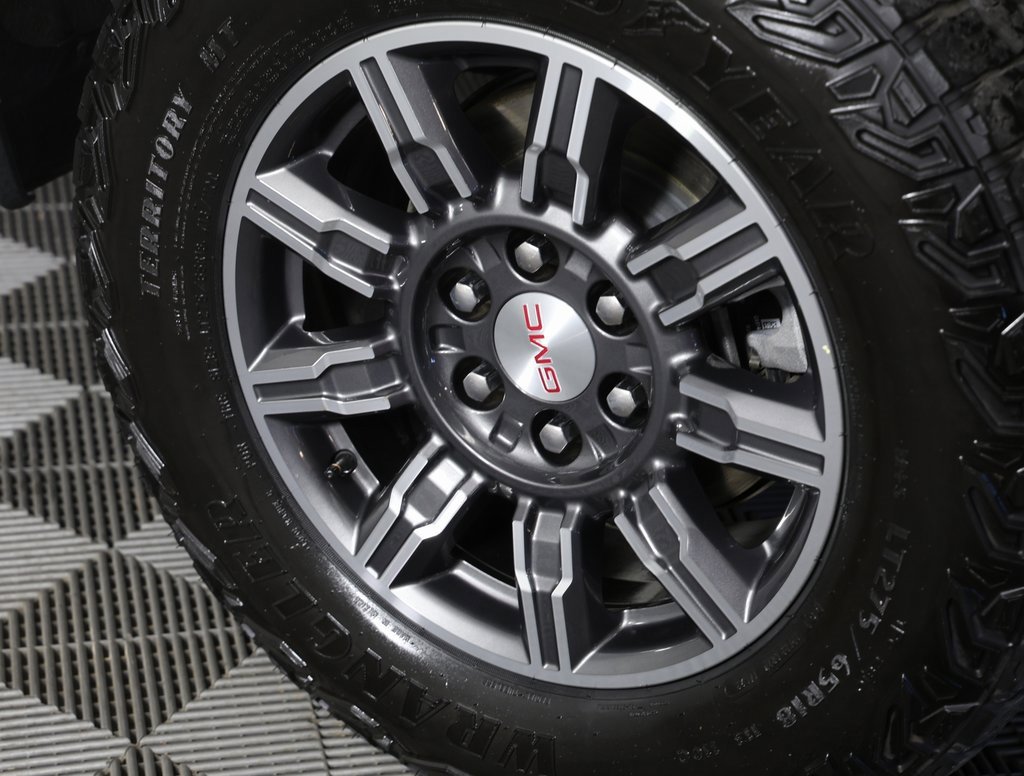 Certified 2024 GMC Sierra 1500 AT4 w/ Technology Package image 7