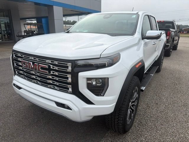 New 2026 GMC Canyon Denali AWD/4WD image 2
