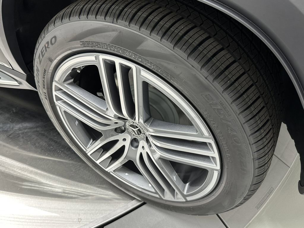 New 2026 Mercedes-Benz GLS 450 4MATIC image 24