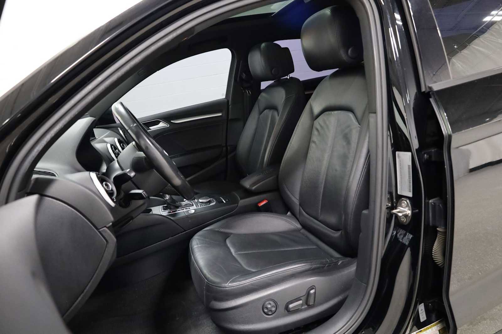 Used 2016 Audi A3 2.0T Premium image 5