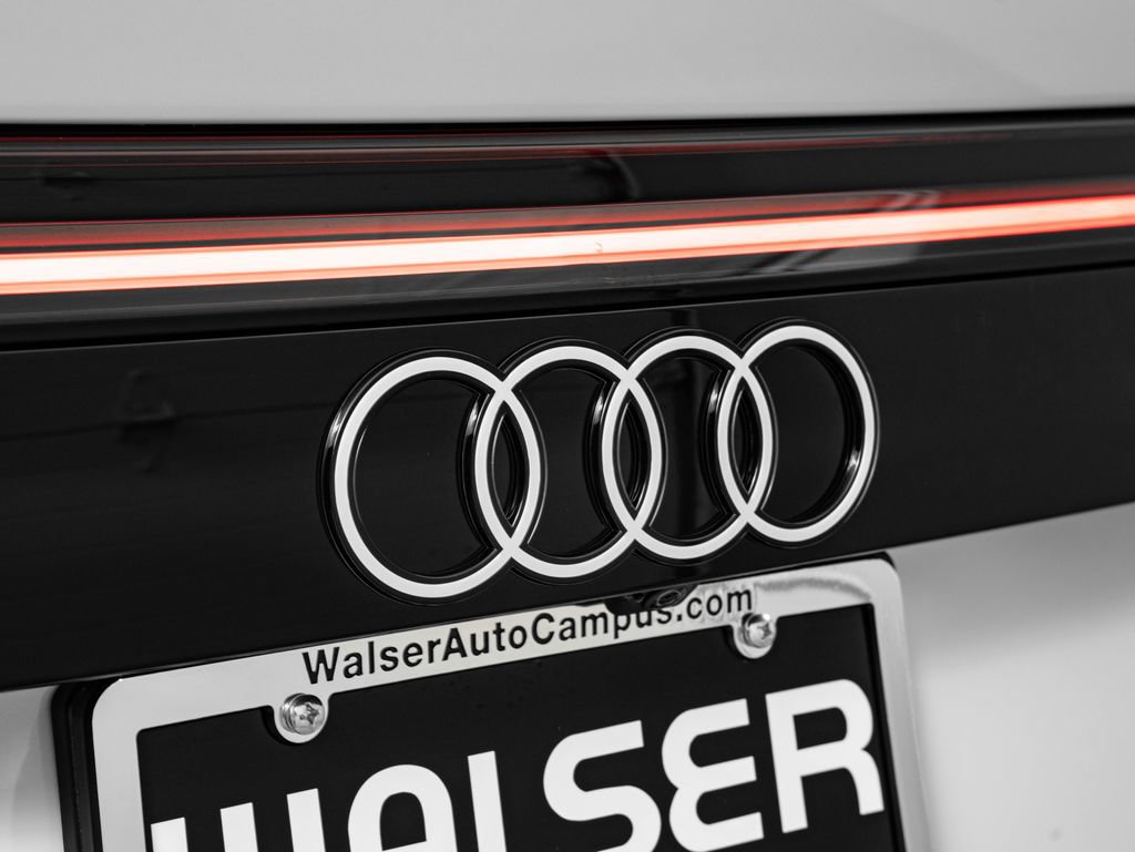 New 2026 Audi Q8 Prestige AWD/4WD image 17