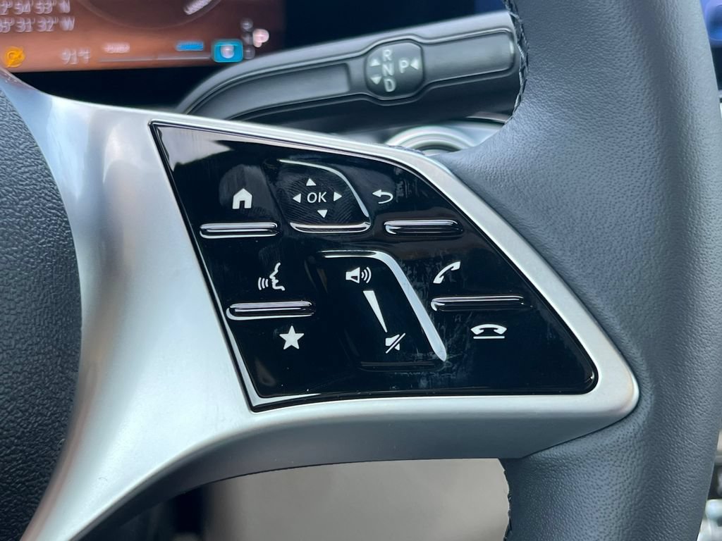 New 2026 Mercedes-Benz GLB 250 4MATIC image 18