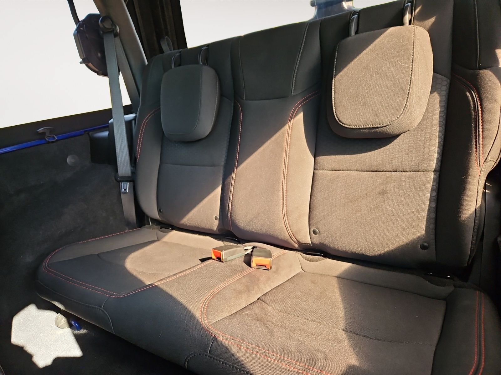 Used 2019 Jeep Wrangler Rubicon AWD/4WD image 13