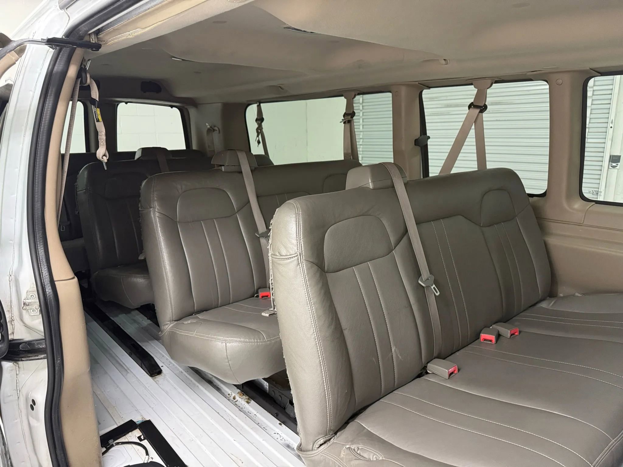 Used 2013 Chevrolet Express 3500 LS image 12