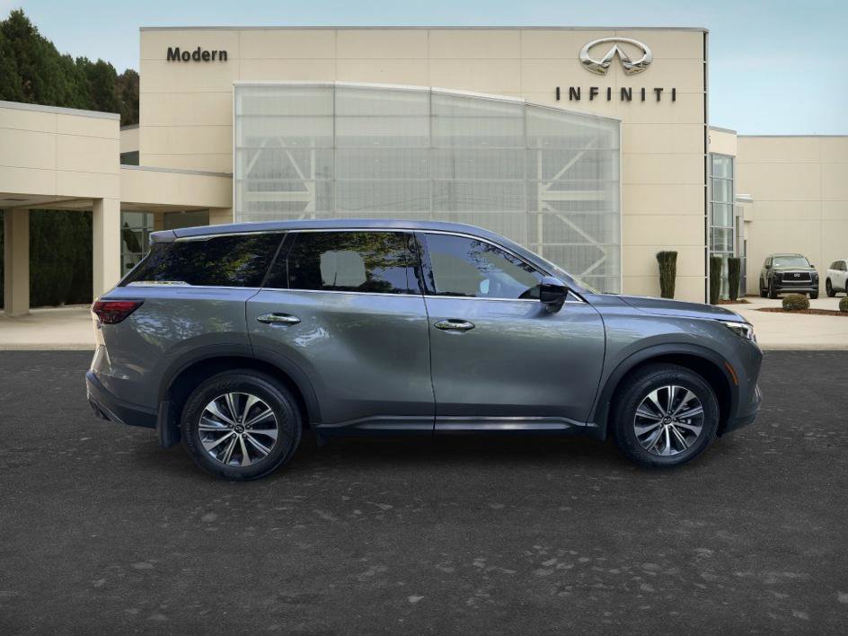 Certified 2025 INFINITI QX60 Pure AWD/4WD image 4