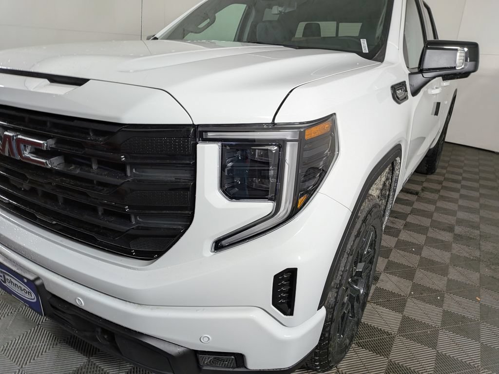 Used 2026 GMC Sierra 1500 Elevation AWD/4WD image 10