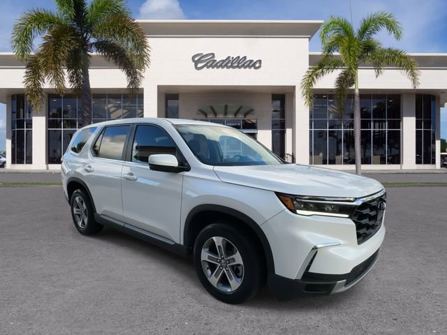 Used 2025 Honda Pilot EX-L image 2