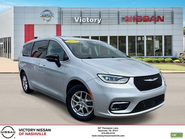 Used 2024 Chrysler Pacifica Touring-L