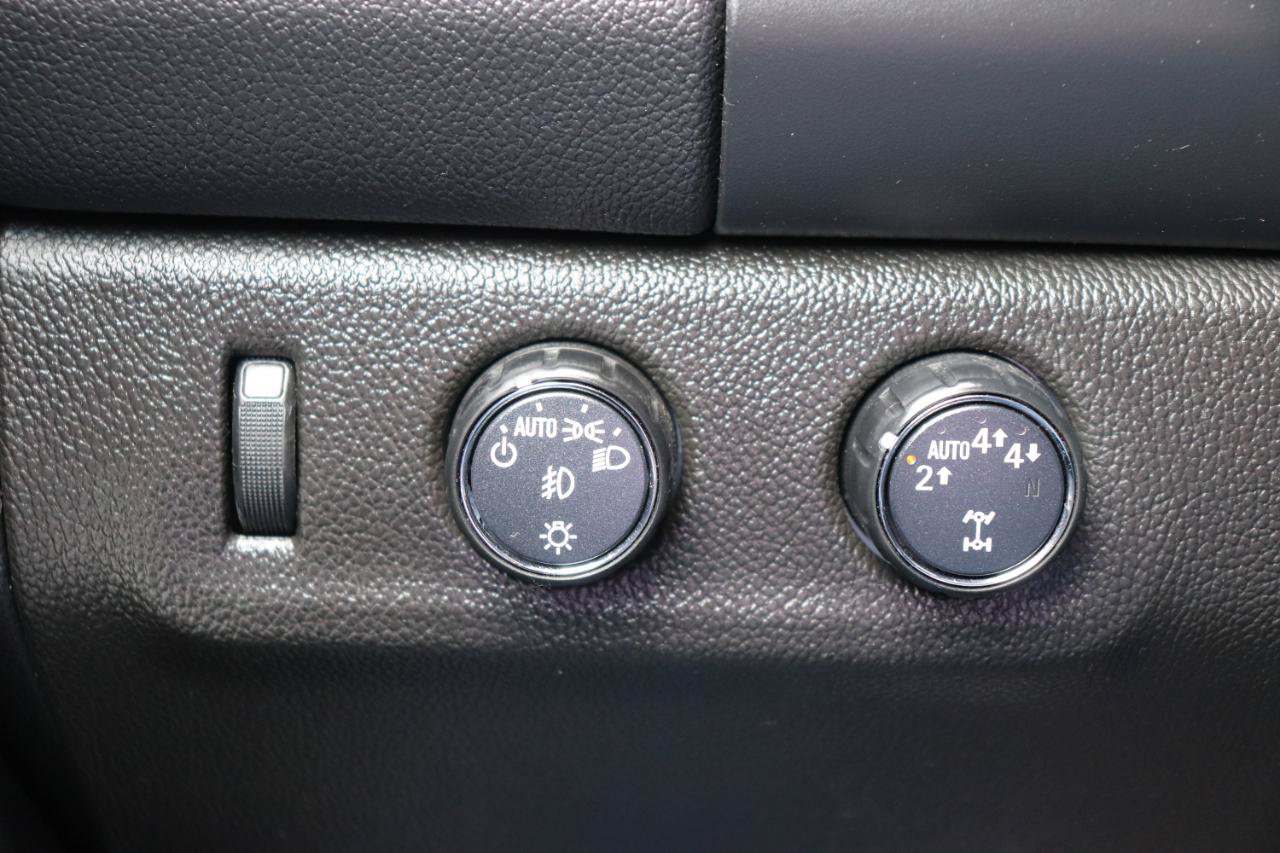 Used 2022 Chevrolet Colorado LT w/ LPO, Tonneau and Step Package AWD/4WD image 42