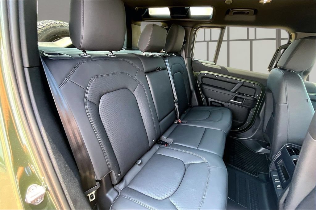 Certified 2026 Land Rover Defender 110 S AWD/4WD image 27