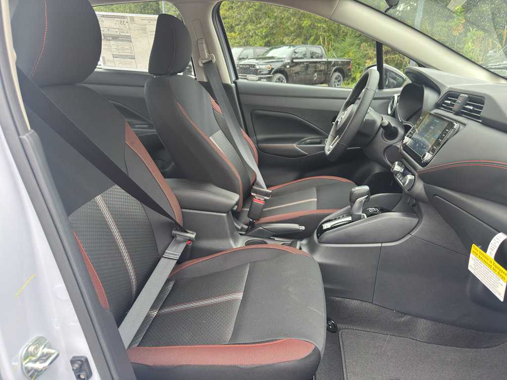 New 2025 Nissan Versa SR w/ Trunk Package image 16