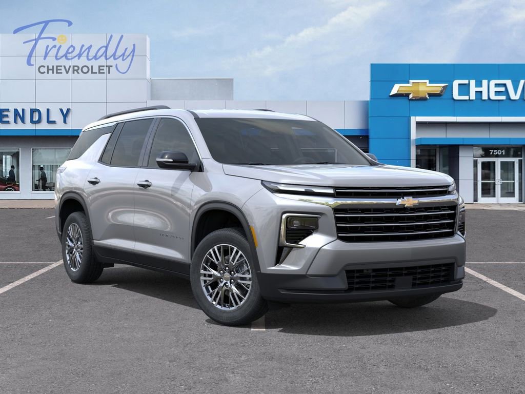 New 2026 Chevrolet Traverse LT w/ Driver Confidence Package AWD/4WD image 8
